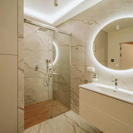 Apartment Silence Krass Z Prywatnym Jackuzi *